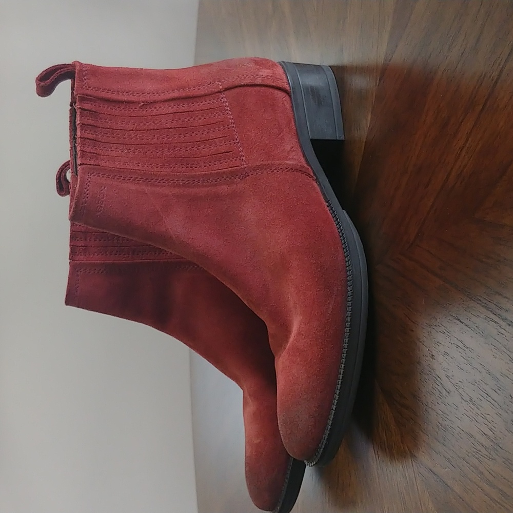 Red Suede Chelsea Boots Size 5